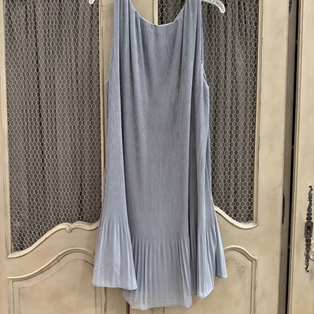 (NOT Avail) Women’s Plus Size Chiffon Pleated Sleeveless Dress Knee Length